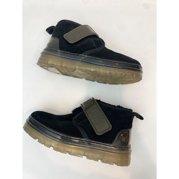 Ugg Neumel Clear Chukka Black Suede Sheepskin Ankle Boot Women's Size 5 - Picture 2 of 12